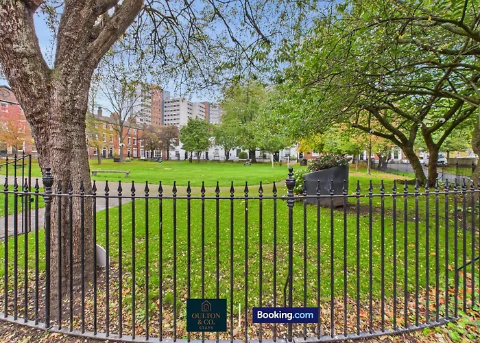 Apartmán Spacious 3 Bedroom Short Lets & Serviced Perfect For Family, Contractors Near Shops & Centre Leeds (West Yorkshire)