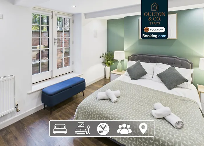 Spacious 3 Bedroom Short Lets & Serviced Perfect For Family, Contractors Near Shops & Centre 公寓